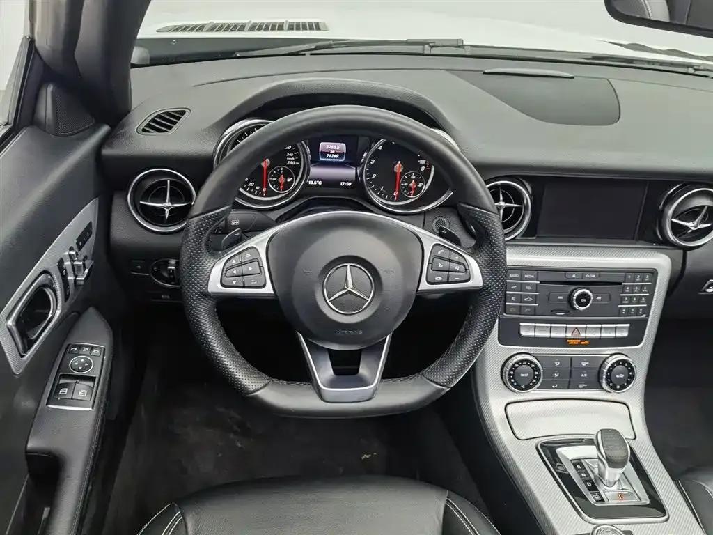 Mercedes-Benz SLC 2018 SLC 260 Dynamic — миниатюра 11