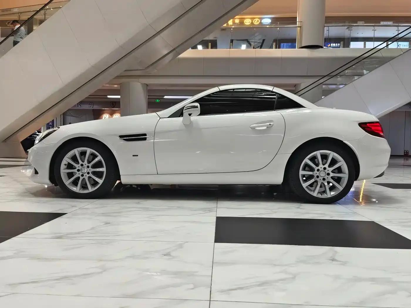 Mercedes-Benz SLC 2016 SLC 200 Dynamic — миниатюра 14