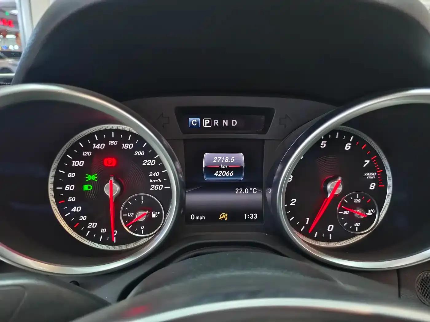 Mercedes-Benz SLC 2016 SLC 200 Dynamic — миниатюра 9