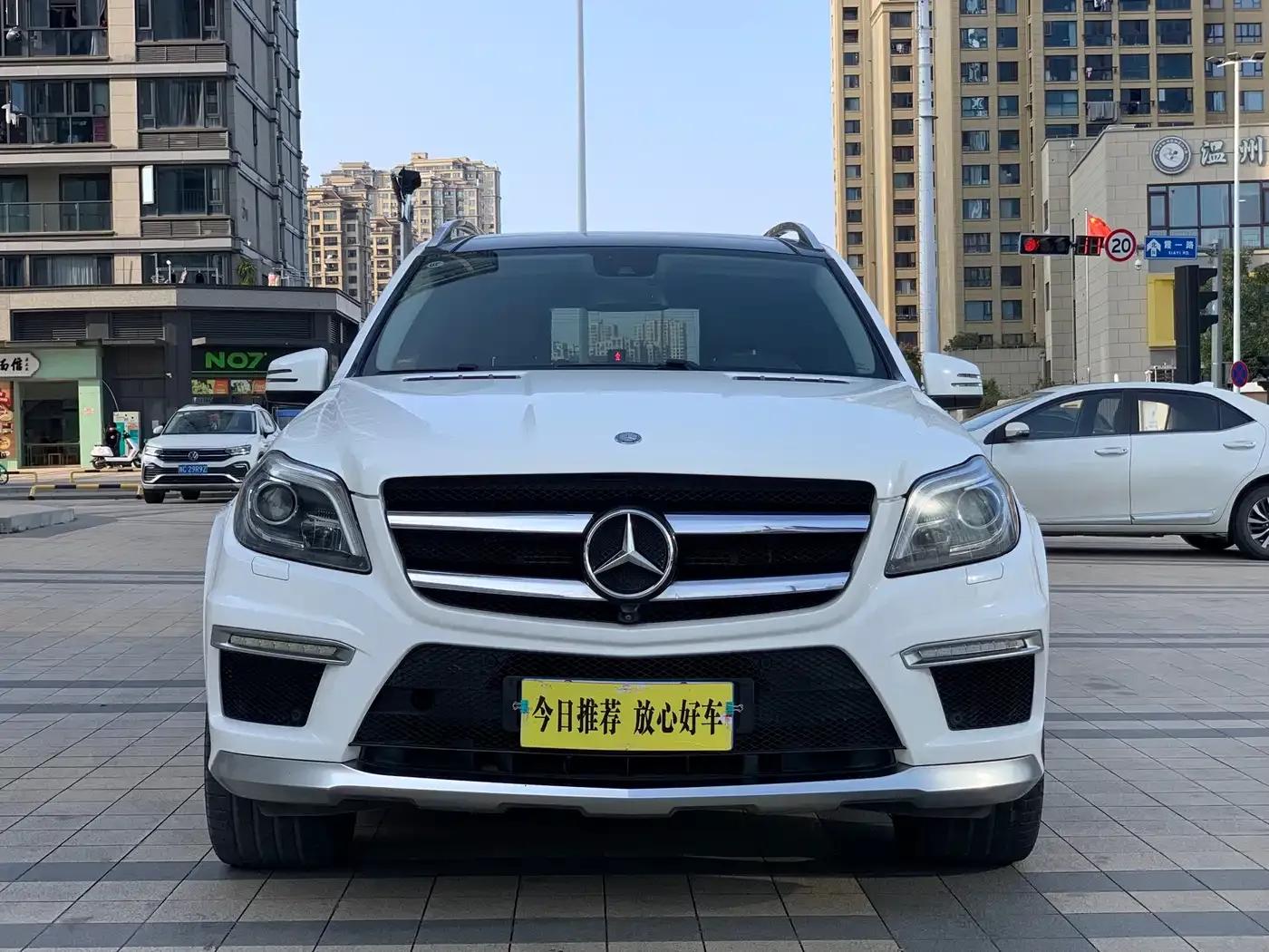 2014 Mercedes-Benz GL-Class AMG 63 — миниатюра 2