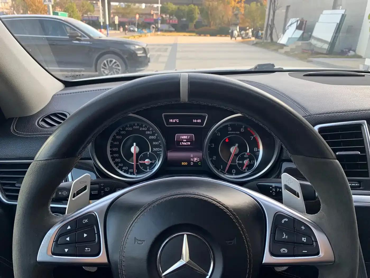 2014 Mercedes-Benz GL-Class AMG 63 — миниатюра 18