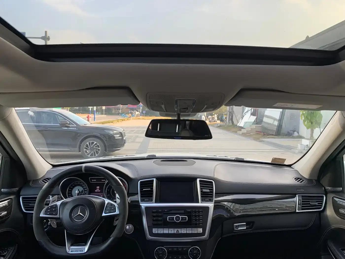 2014 Mercedes-Benz GL-Class AMG 63 — миниатюра 25