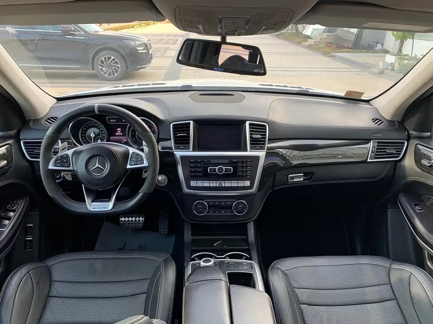 2014 Mercedes-Benz GL-Class AMG 63 — миниатюра 26