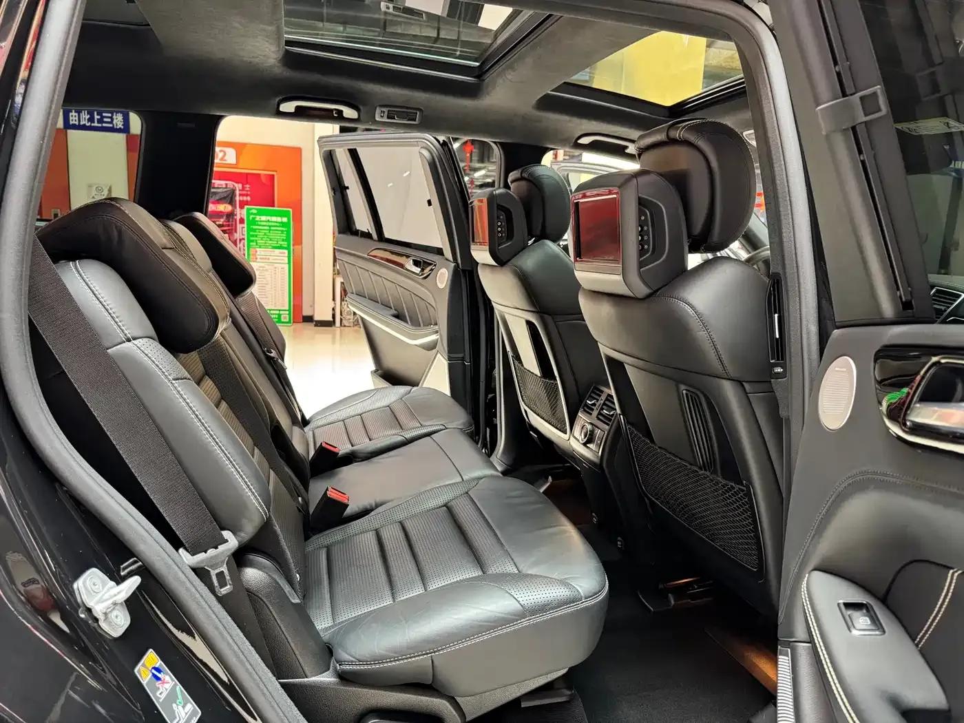2014 Mercedes-Benz GL-Class AMG 63 — миниатюра 13