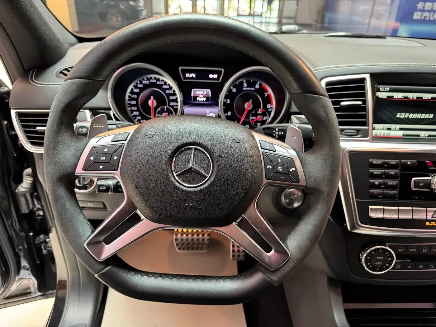 2014 Mercedes-Benz GL-Class AMG 63 — миниатюра 16