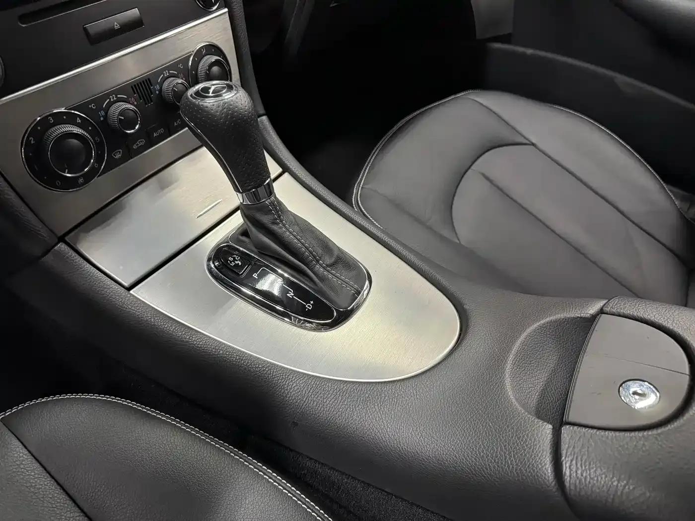 Mercedes-Benz CLK-Class 2006 CLK 280 Coupe — миниатюра 11