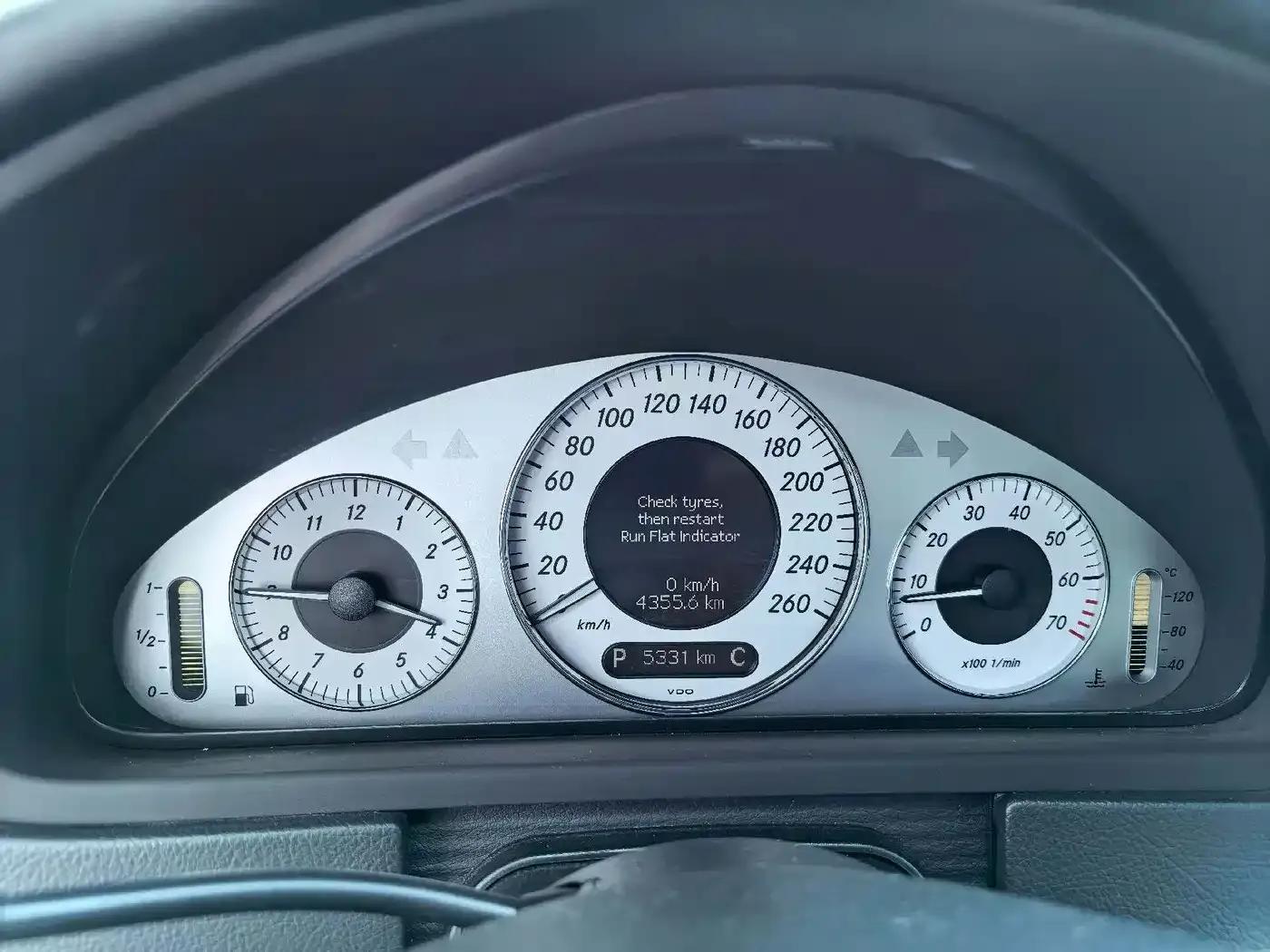 Mercedes-Benz CLK-Class 2006 CLK 280 Coupe — миниатюра 6