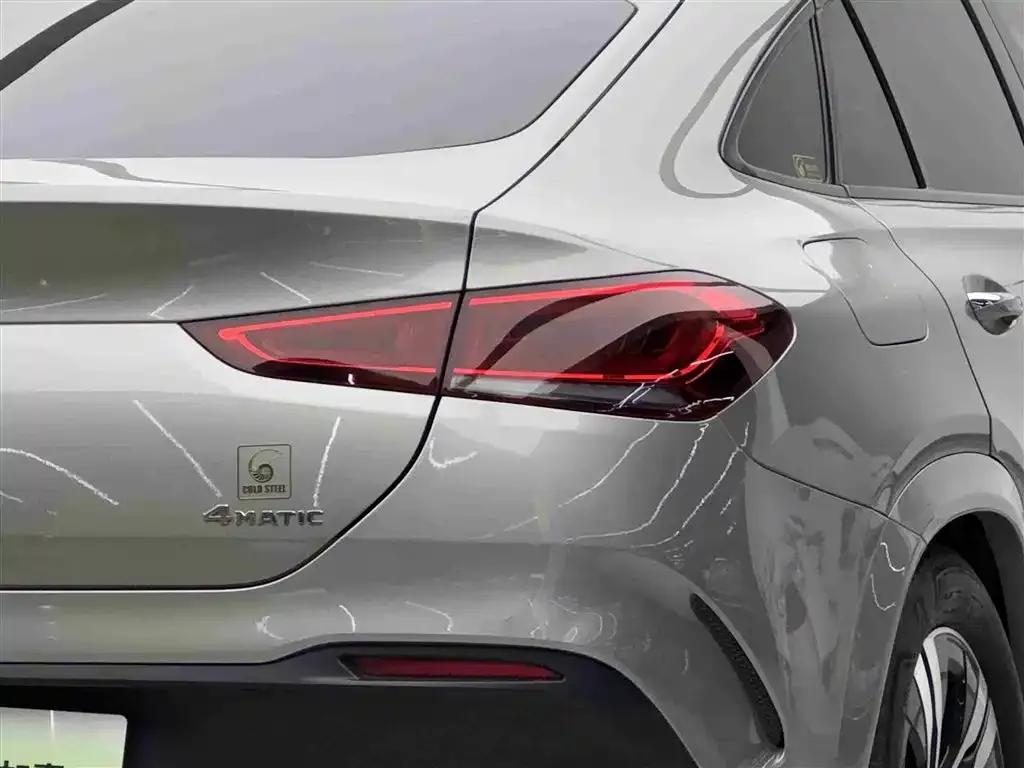 Mercedes-Benz GLE Coupe 2021 GLE 350 e 4MATIC Coupe SUV — миниатюра 17