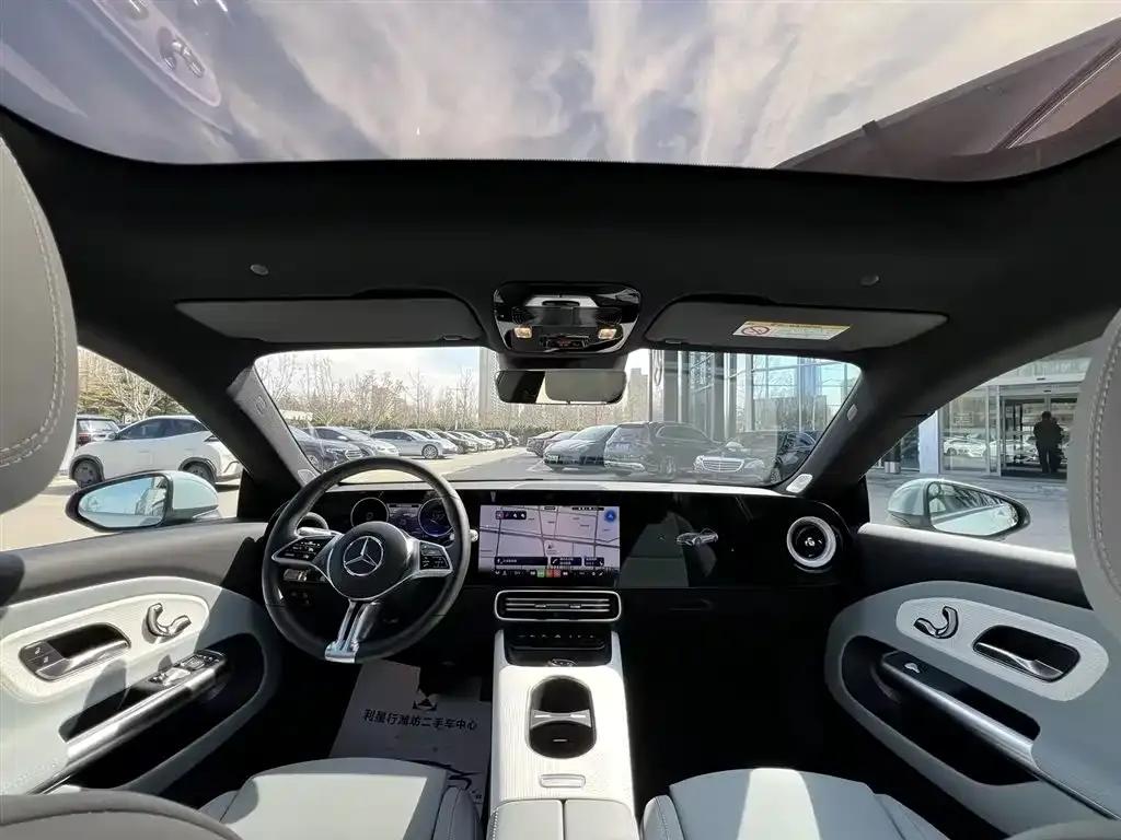 Mercedes-Benz CLA PHEV 2025 300L Extended Range Intelligent Edition — миниатюра 16