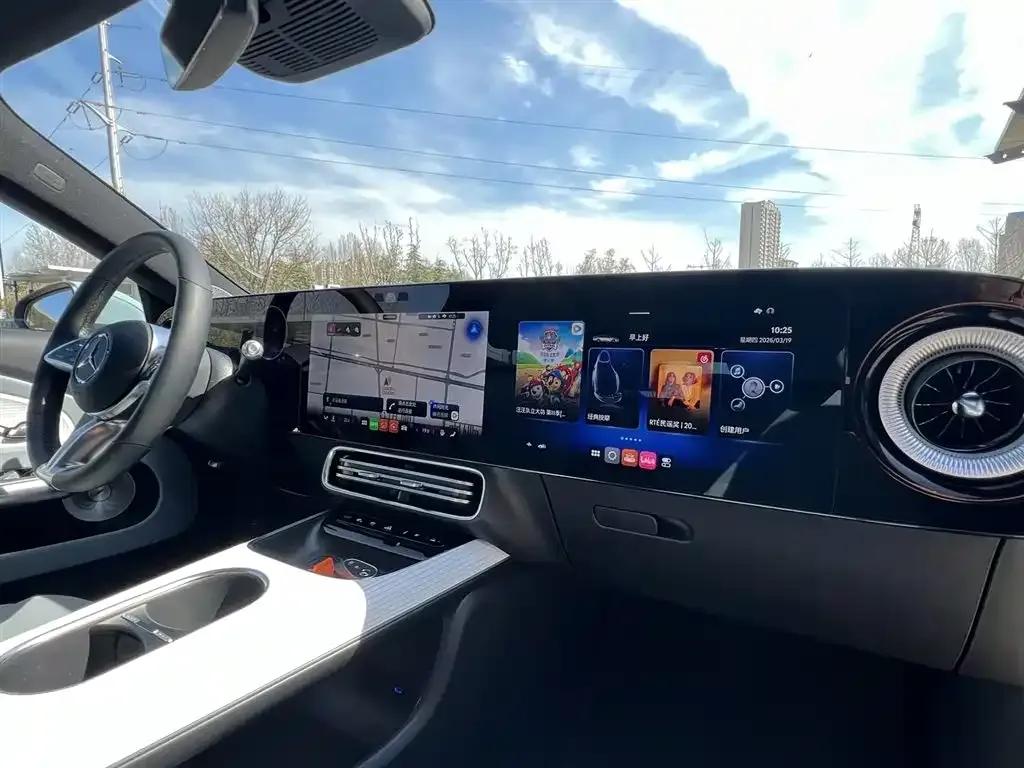 Mercedes-Benz CLA PHEV 2025 300L Extended Range Intelligent Edition — миниатюра 17