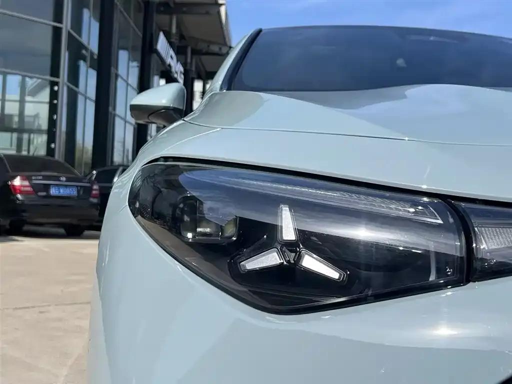 Mercedes-Benz CLA PHEV 2025 300L Extended Range Intelligent Edition — миниатюра 3