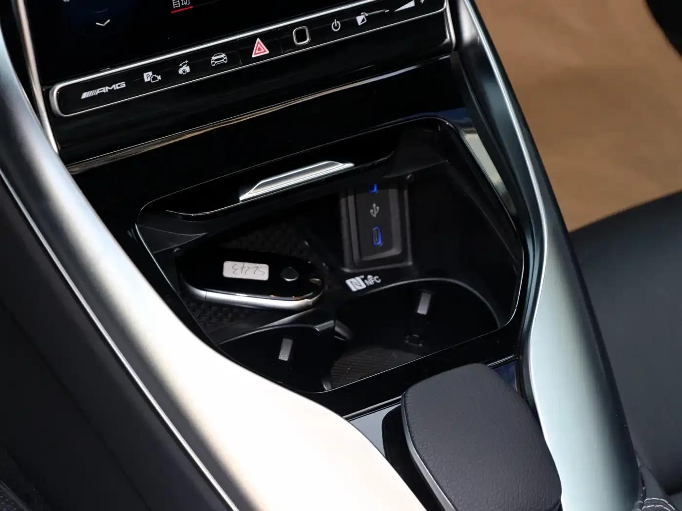 Mercedes-Benz SL-Class AMG 2024 SL 43 — миниатюра 10