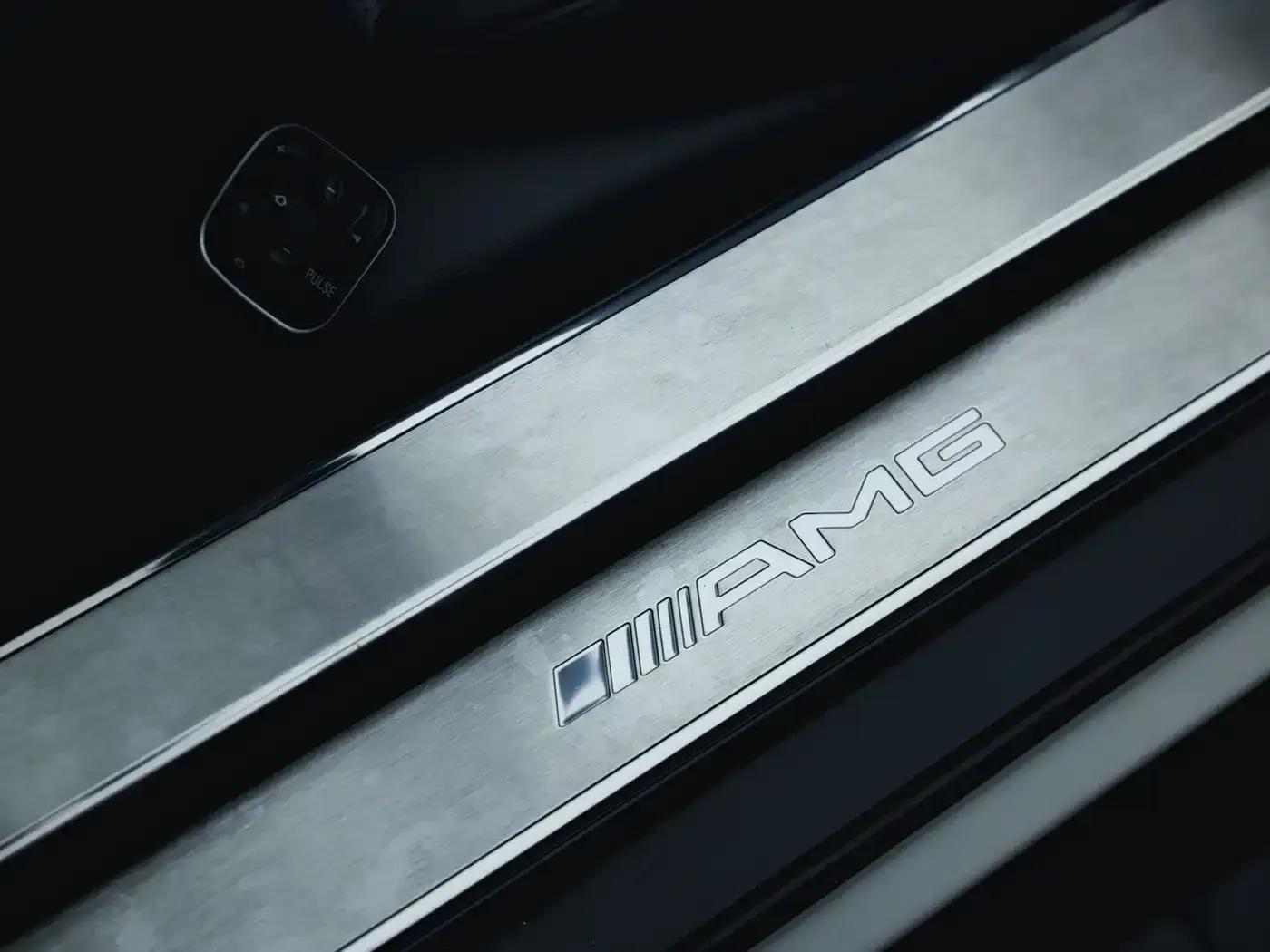 2009 Mercedes-Benz SL-Class AMG 63 — миниатюра 23