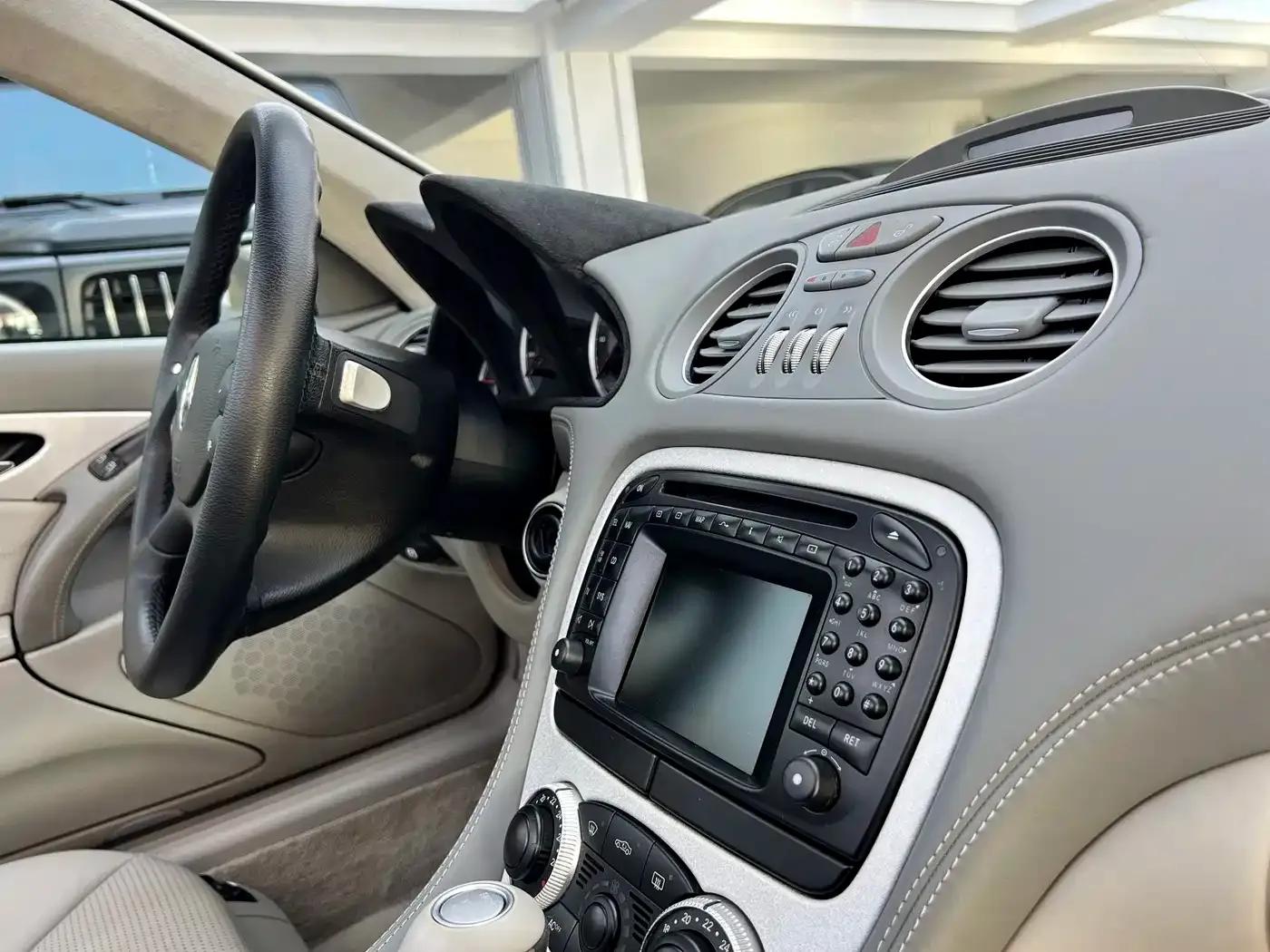 2003 Mercedes-Benz SL-Class AMG 55 — миниатюра 17