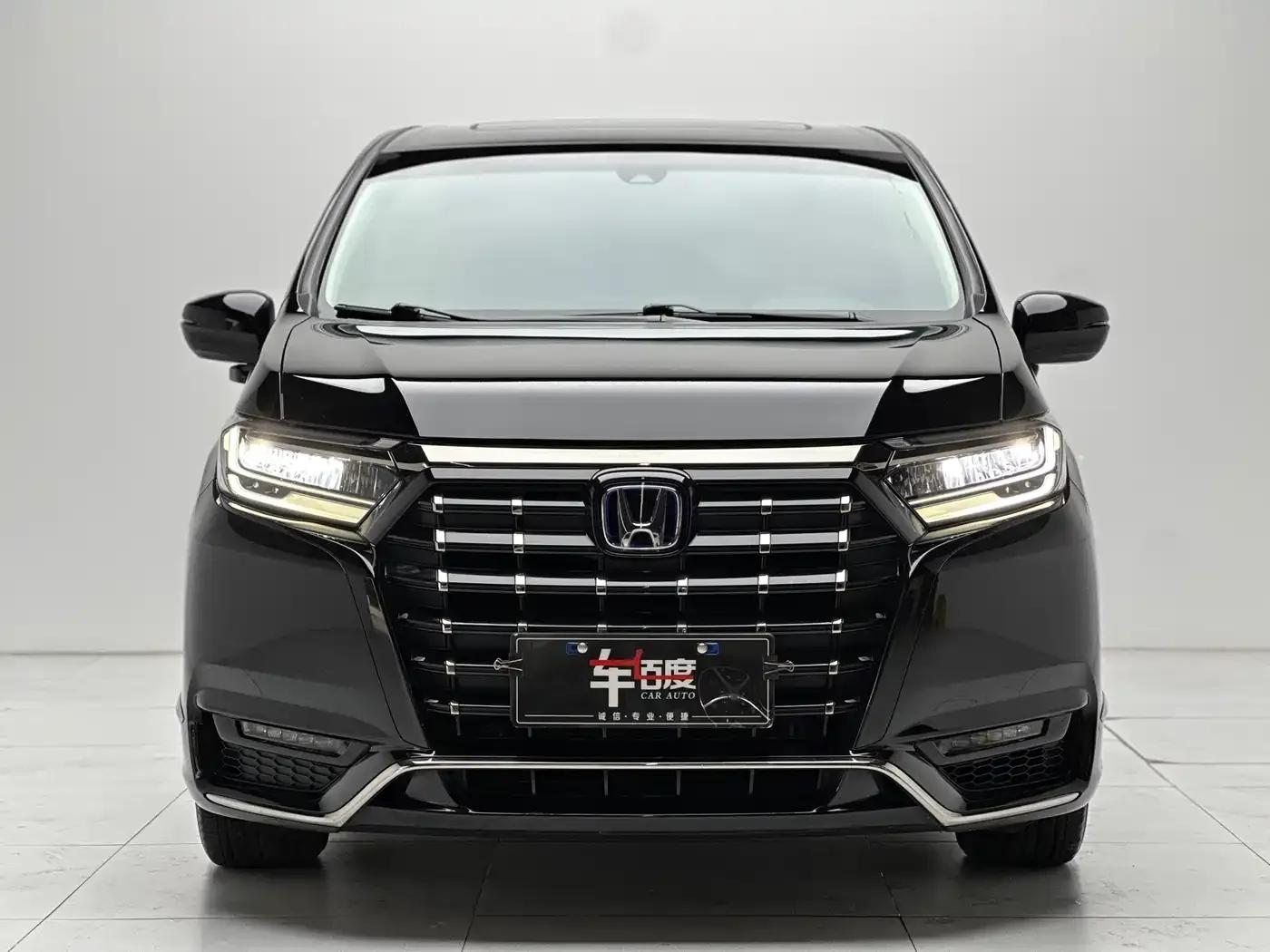 Elysion 2022 2.0L e:HEV Luxury Edition — миниатюра 2
