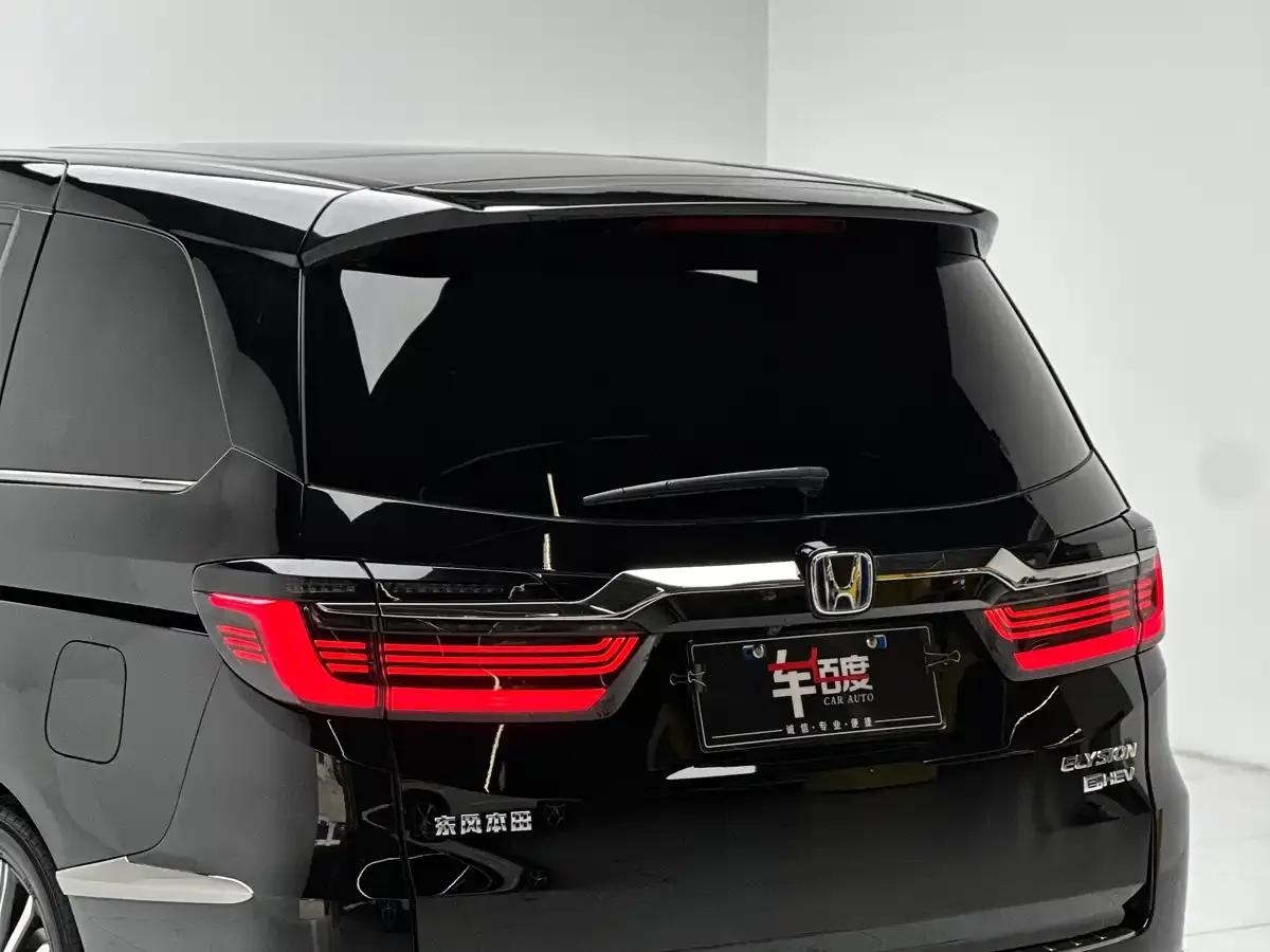 Elysion 2022 2.0L e:HEV Luxury Edition — миниатюра 12