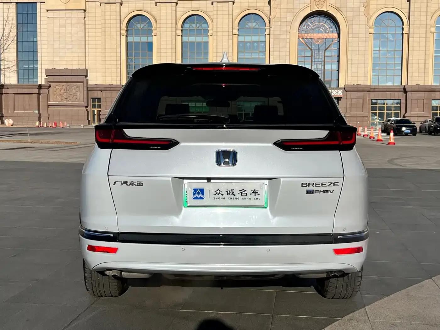 2022 Honda Breeze e:PHEV Premium Edition — миниатюра 8