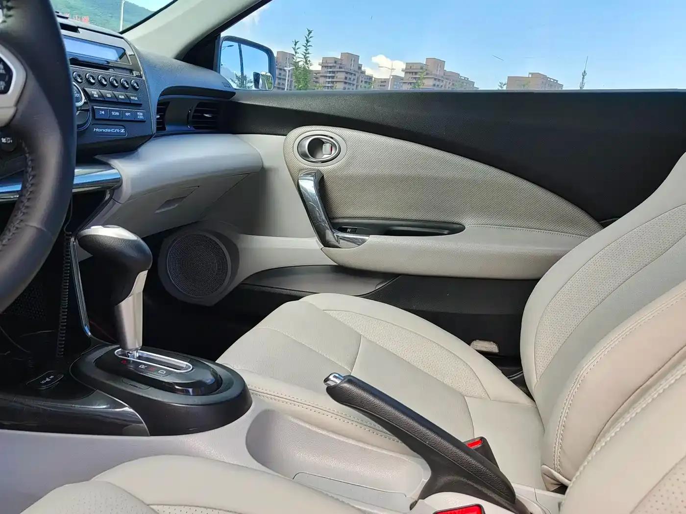 Honda CR-Z 2012 Hybrid — миниатюра 34