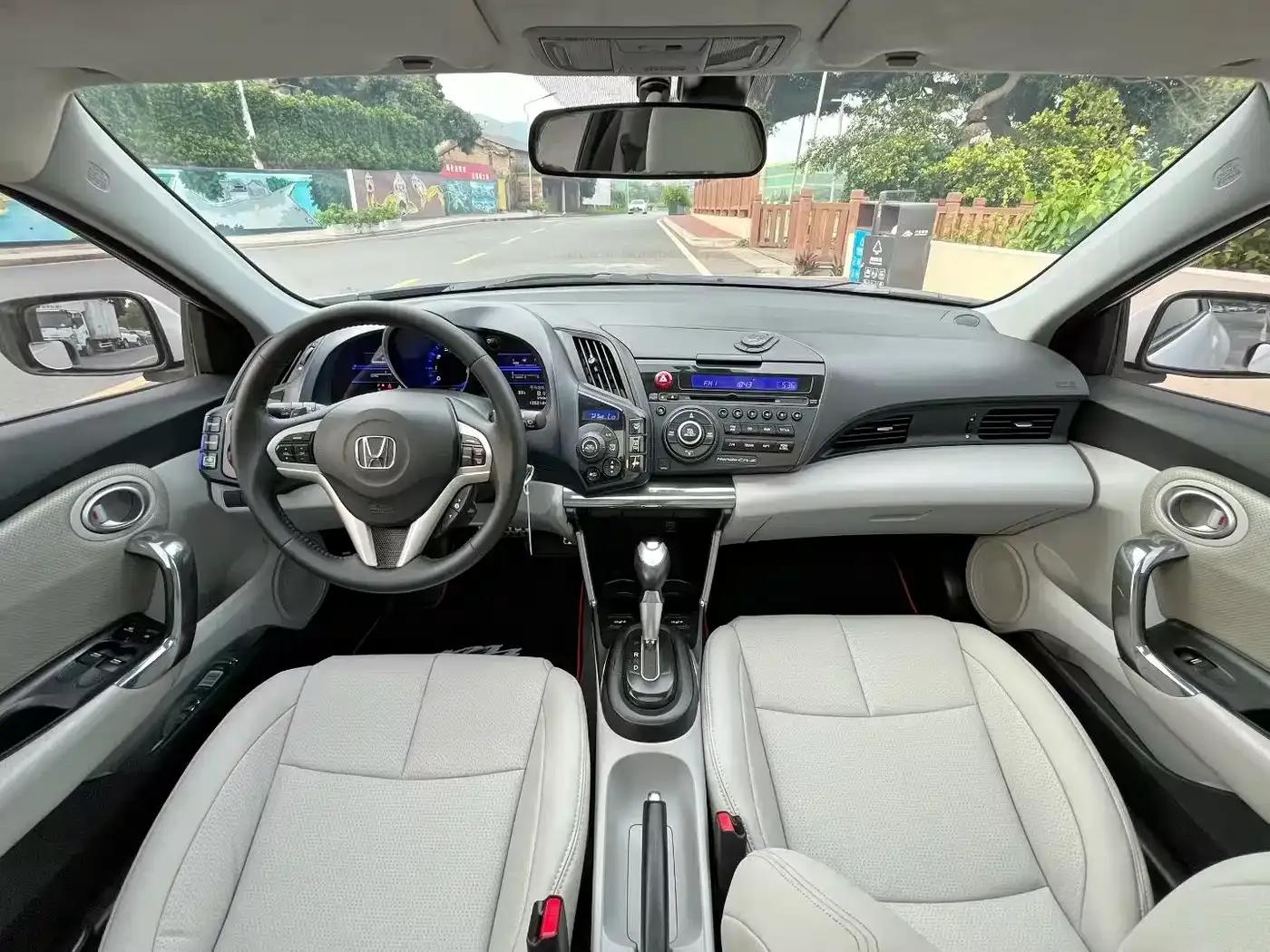 Honda CR-Z 2012 Hybrid — миниатюра 9