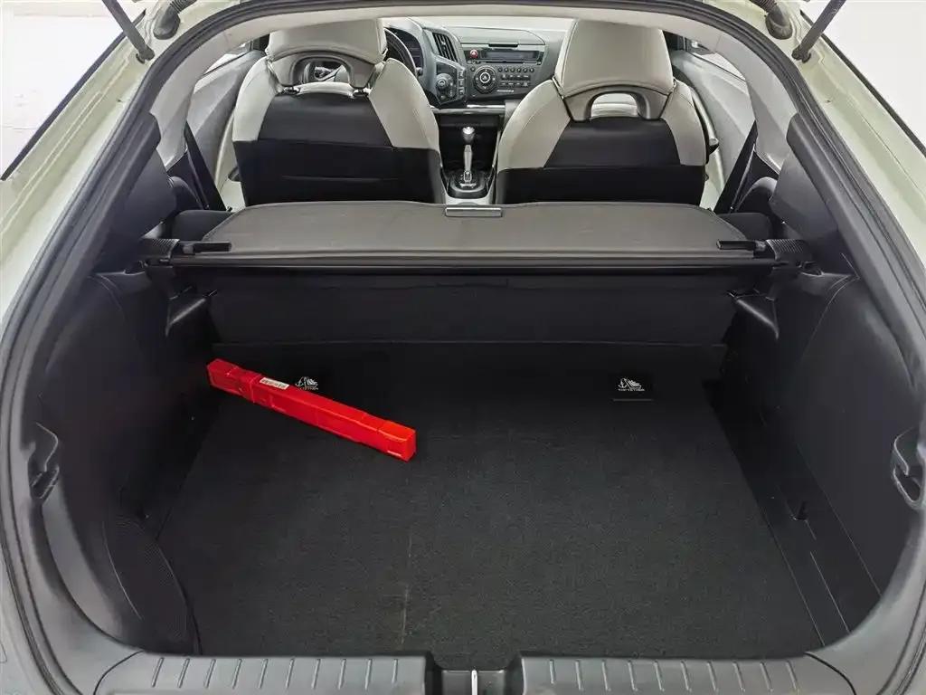 Honda CR-Z 2012 Hybrid — миниатюра 16