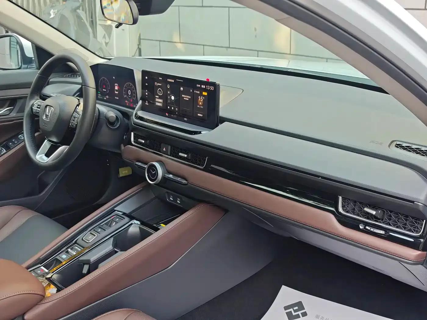 Inspire New Energy 2023 e:PHEV Smart Supreme Edition — миниатюра 18