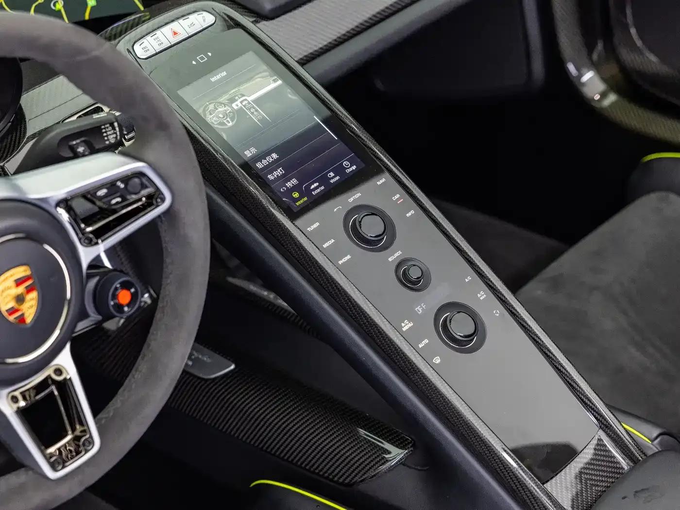 918 Spyder 2014 Weissach package 4.6L — миниатюра 16