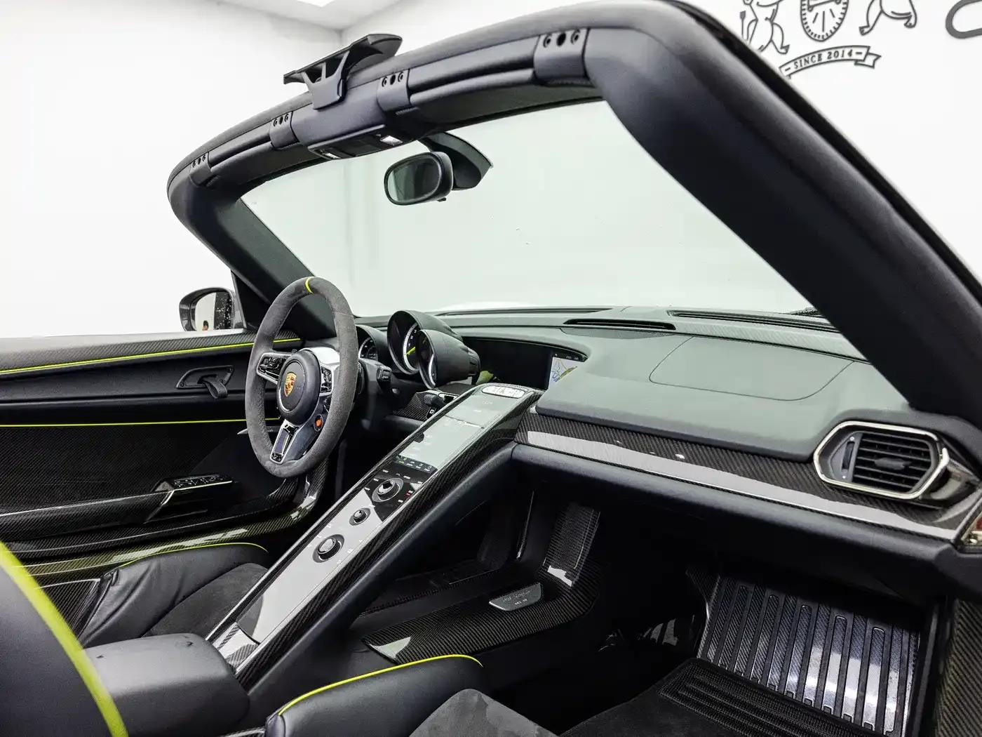918 Spyder 2014 Weissach package 4.6L — миниатюра 20
