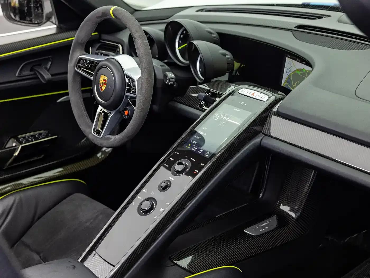 918 Spyder 2014 Weissach package 4.6L — миниатюра 10