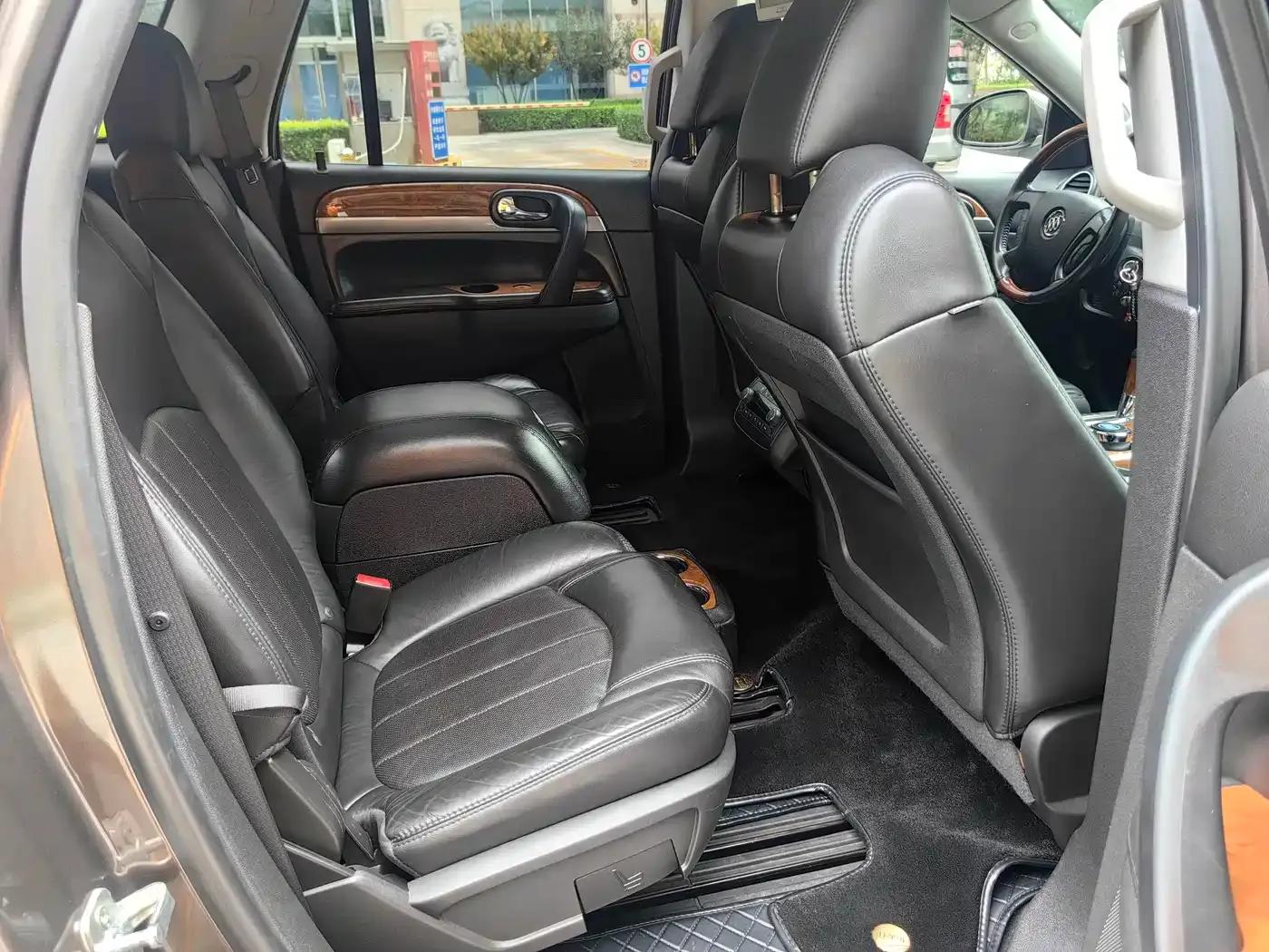 Enclave 2010 3.6L Flagship Edition — миниатюра 19