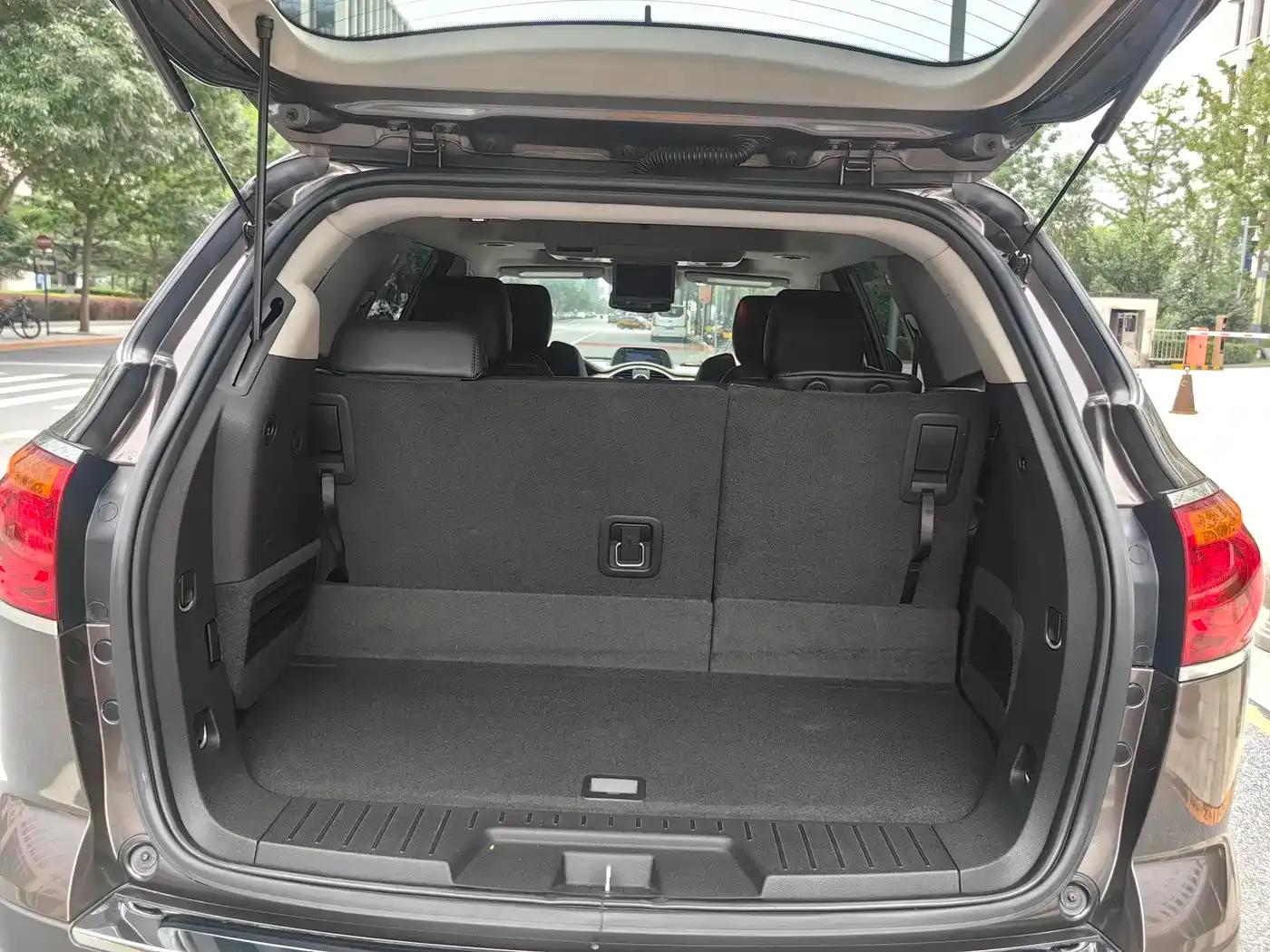 Enclave 2010 3.6L Flagship Edition — миниатюра 23
