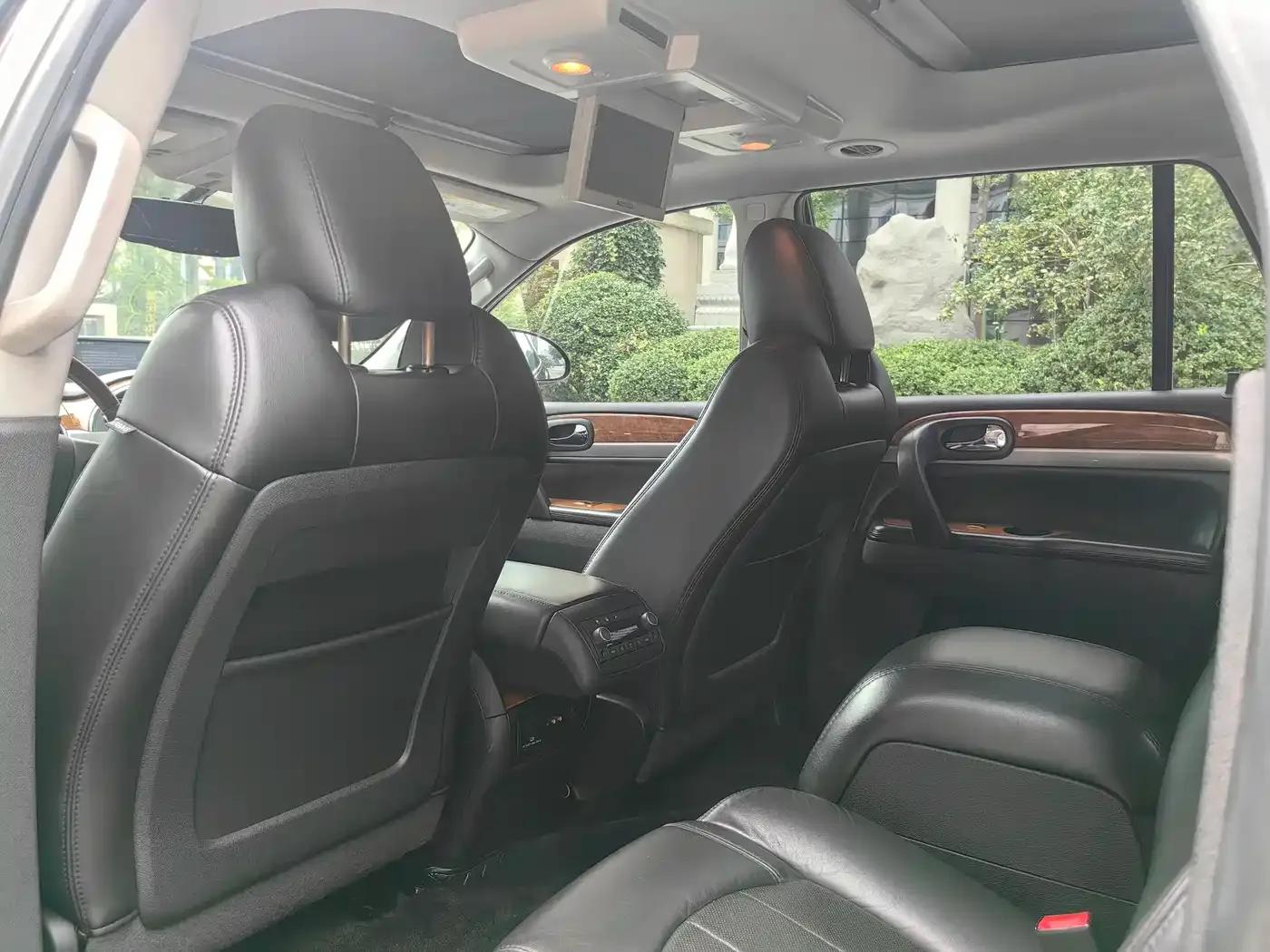 Enclave 2010 3.6L Flagship Edition — миниатюра 25