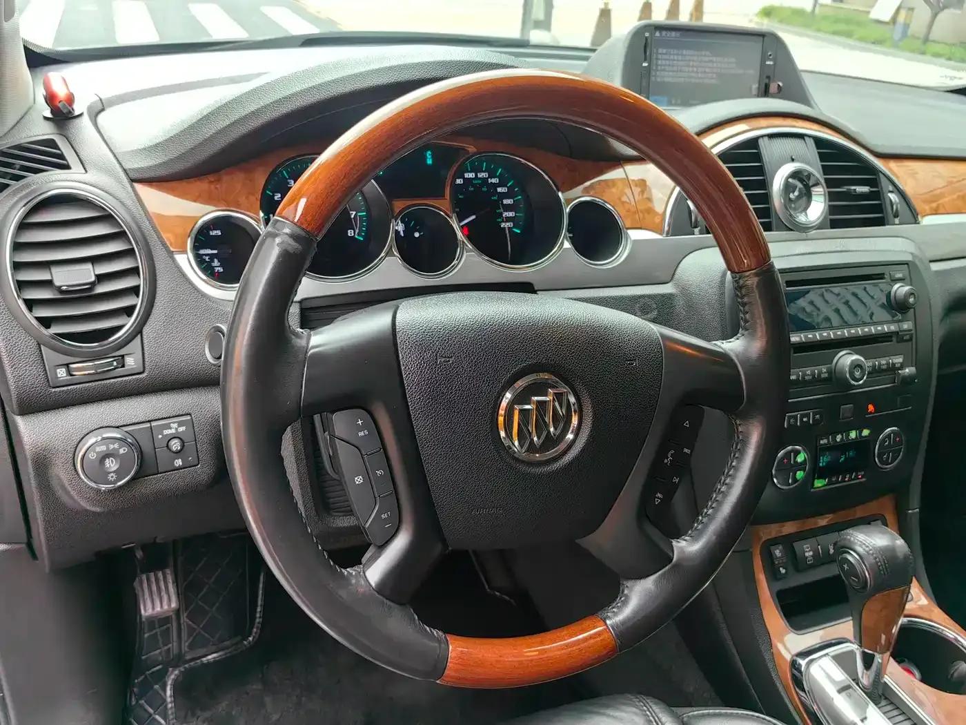 Enclave 2010 3.6L Flagship Edition — миниатюра 29