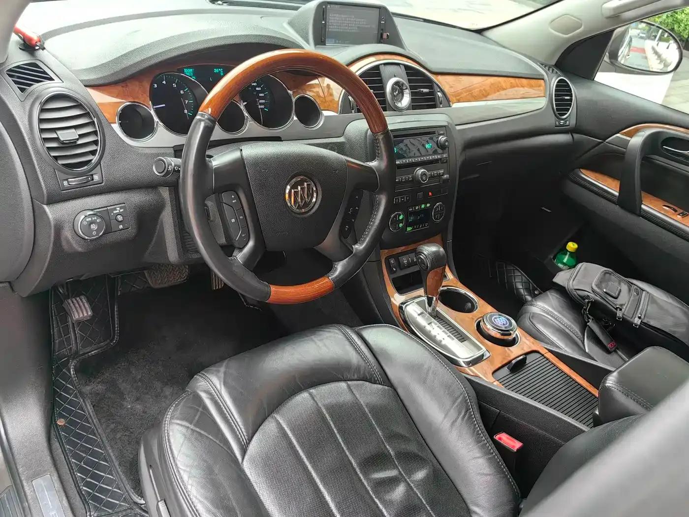 Enclave 2010 3.6L Flagship Edition — миниатюра 30