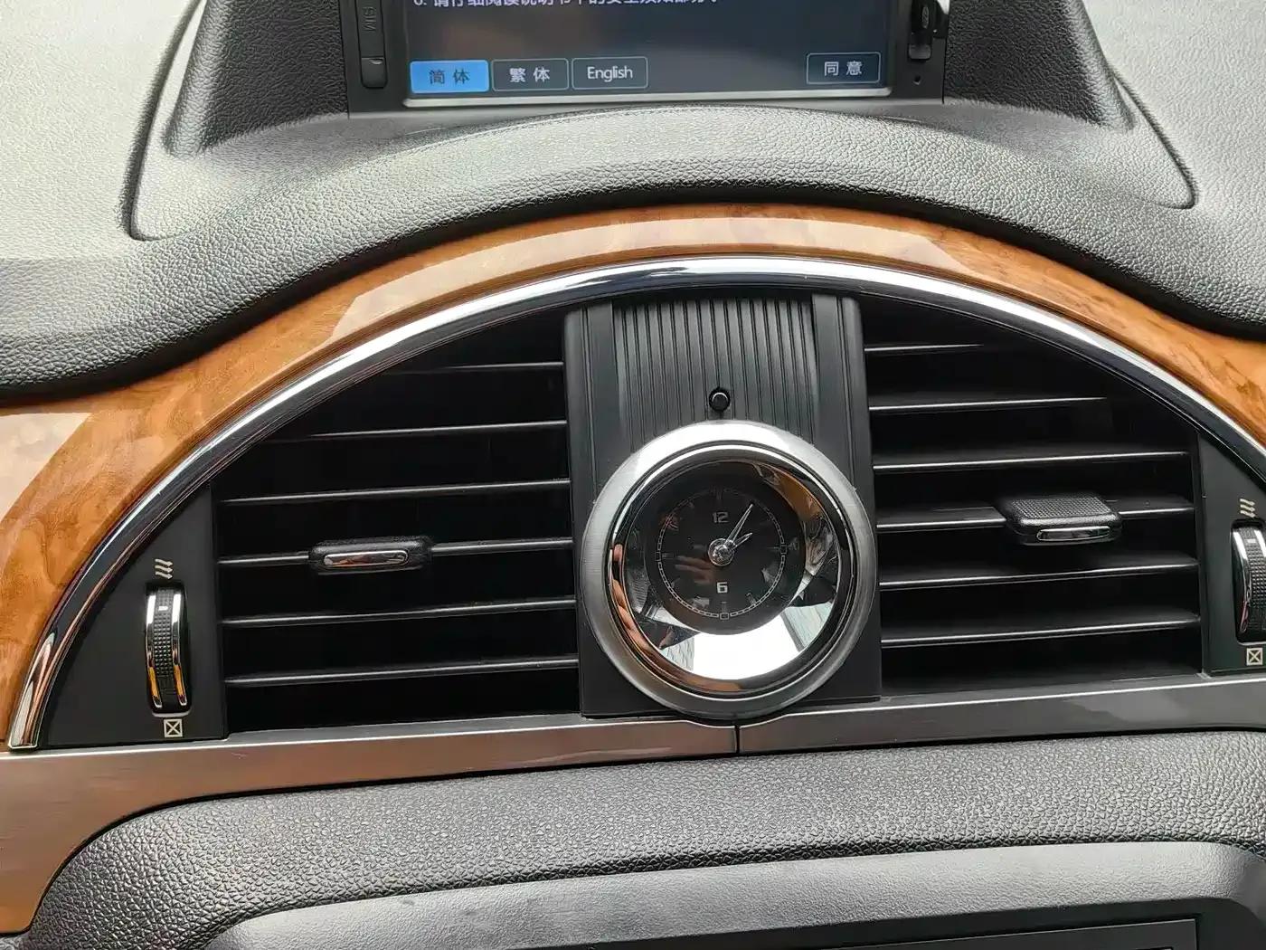 Enclave 2010 3.6L Flagship Edition — миниатюра 36