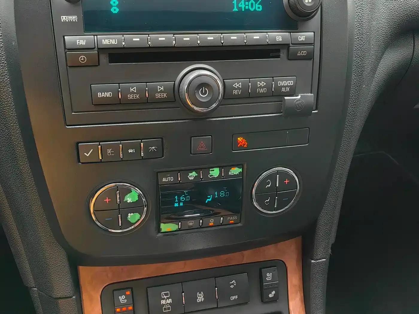 Enclave 2010 3.6L Flagship Edition — миниатюра 37