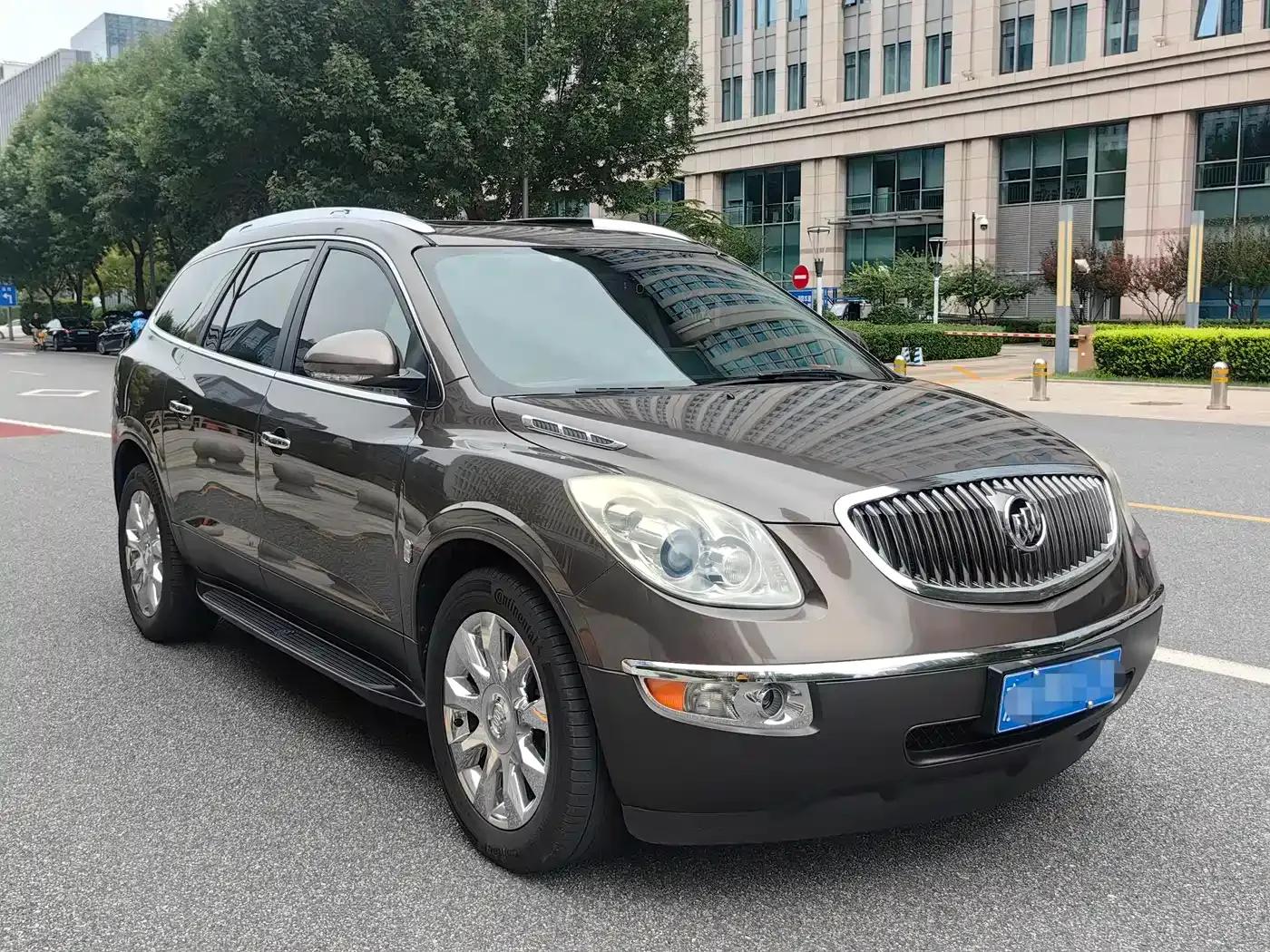 Enclave 2010 3.6L Flagship Edition — миниатюра 6