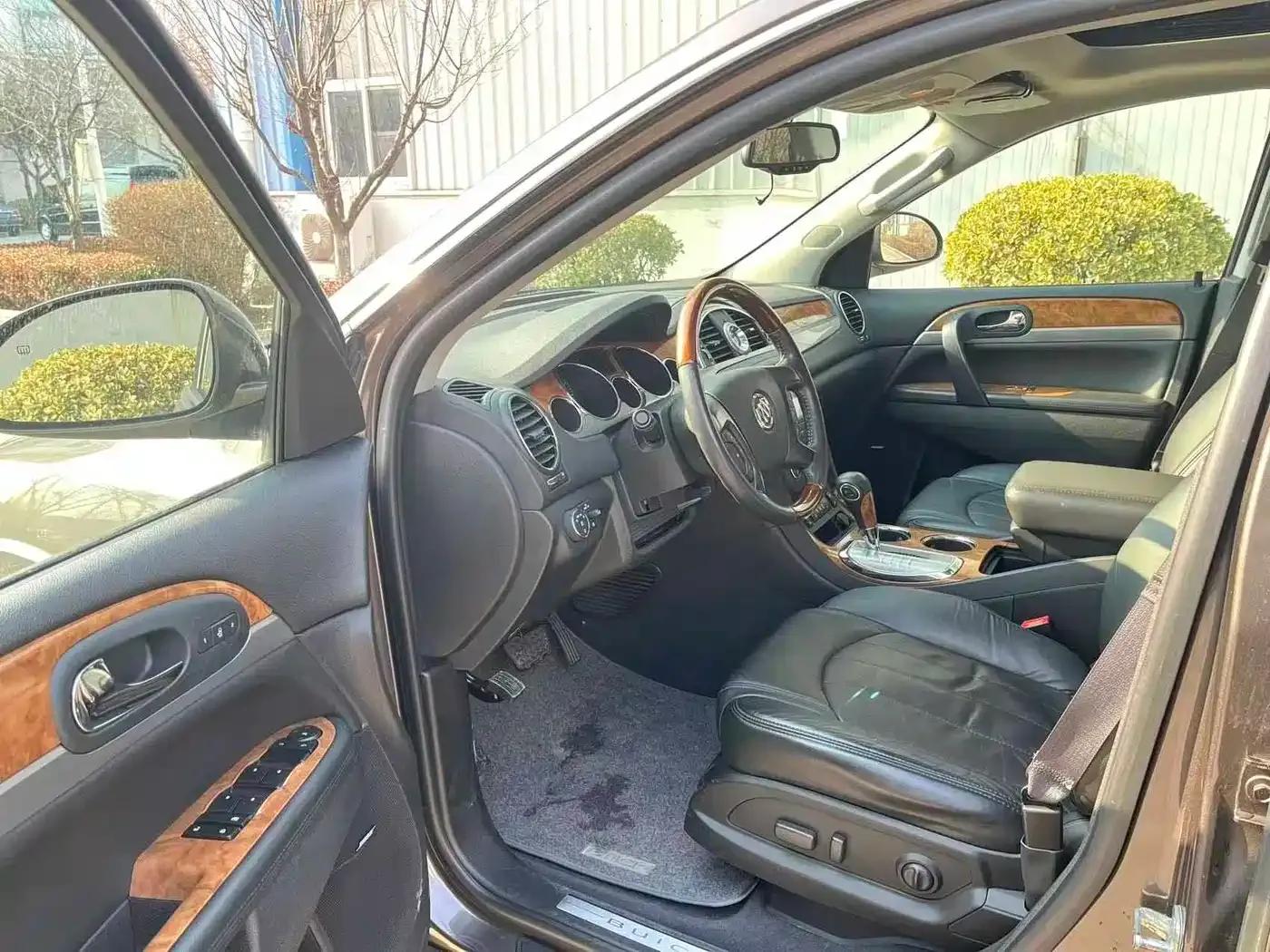 Enclave 2010 3.6L Elite Edition — миниатюра 3