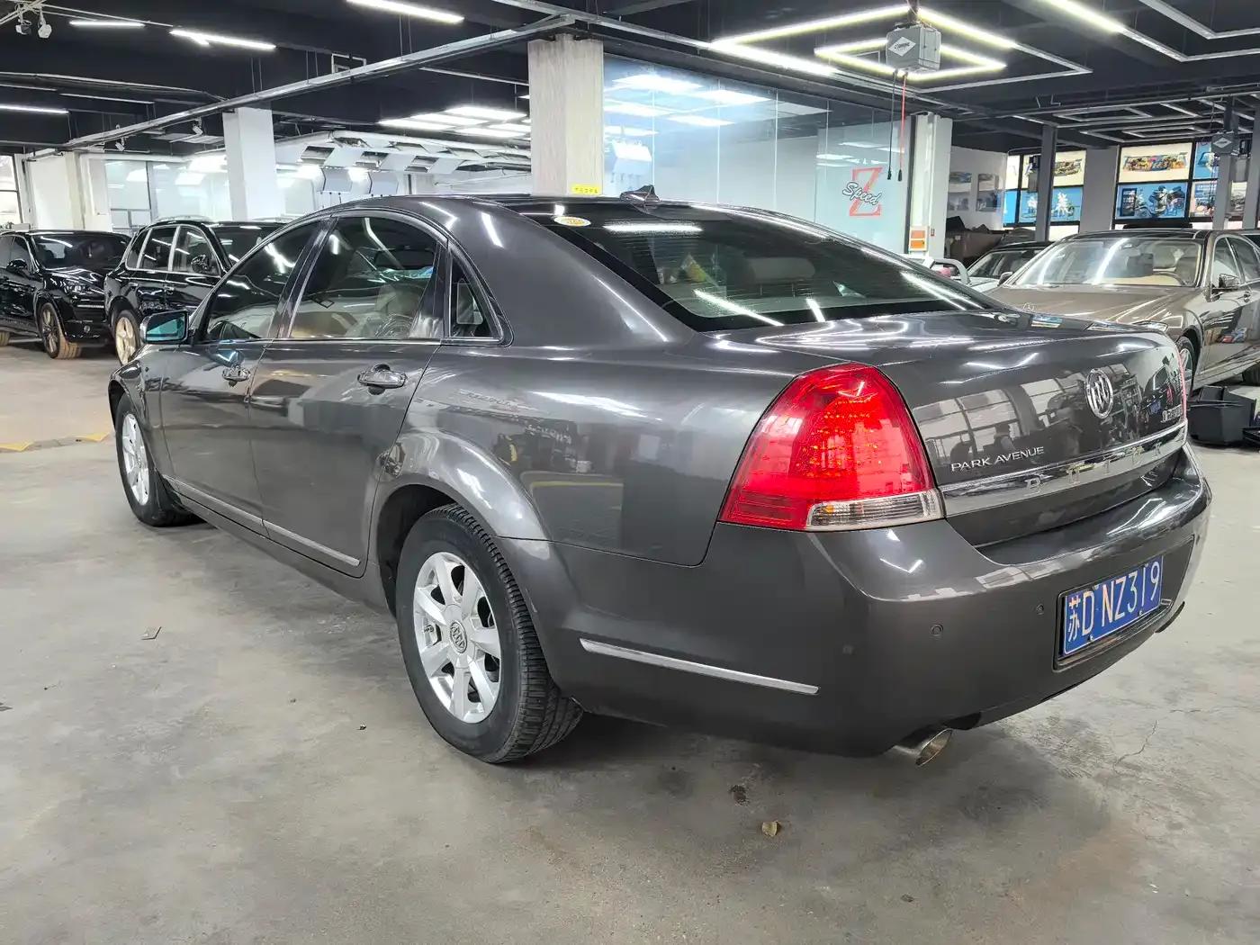Park Avenue 2007 2.8 Elite — миниатюра 4