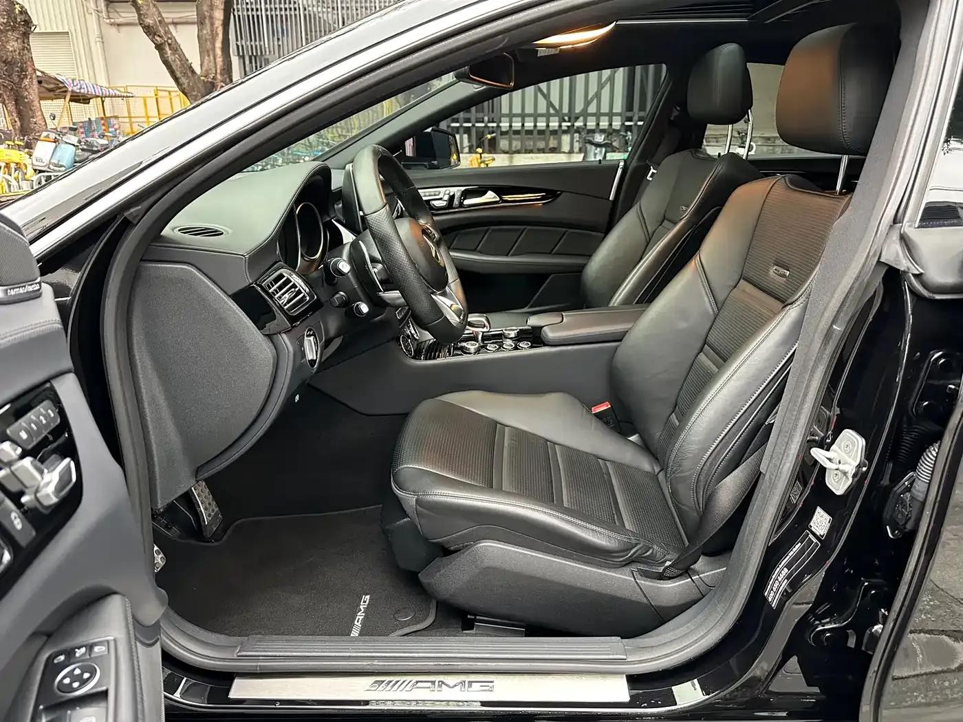 2015 Mercedes-Benz CLS AMG 63 4MATIC — миниатюра 4