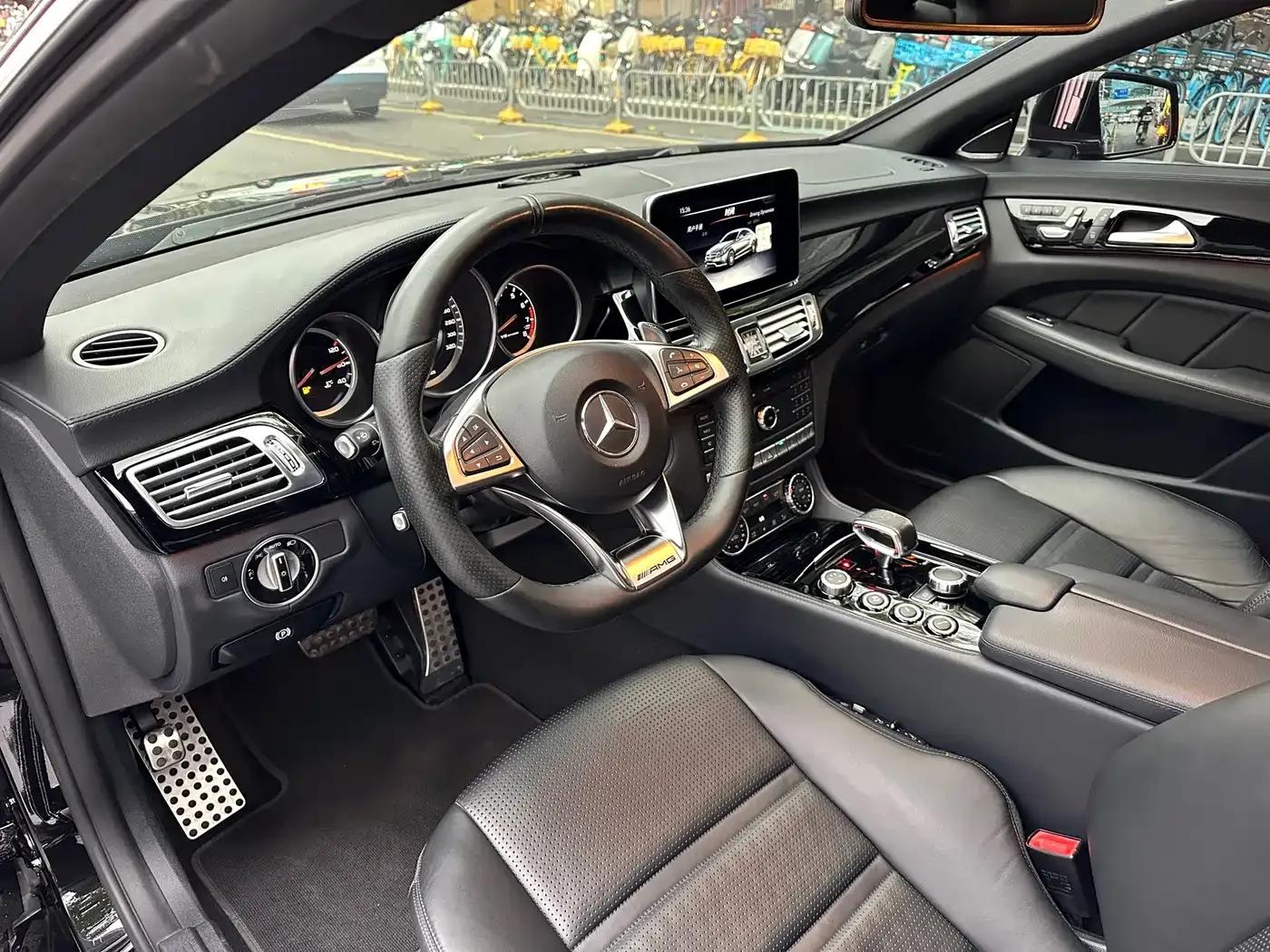 2015 Mercedes-Benz CLS AMG 63 4MATIC — миниатюра 5