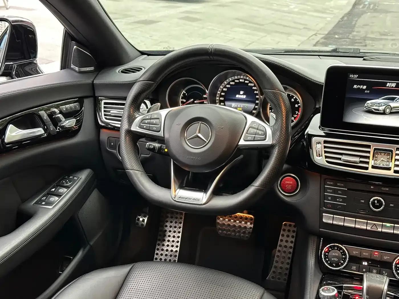 2015 Mercedes-Benz CLS AMG 63 4MATIC — миниатюра 7