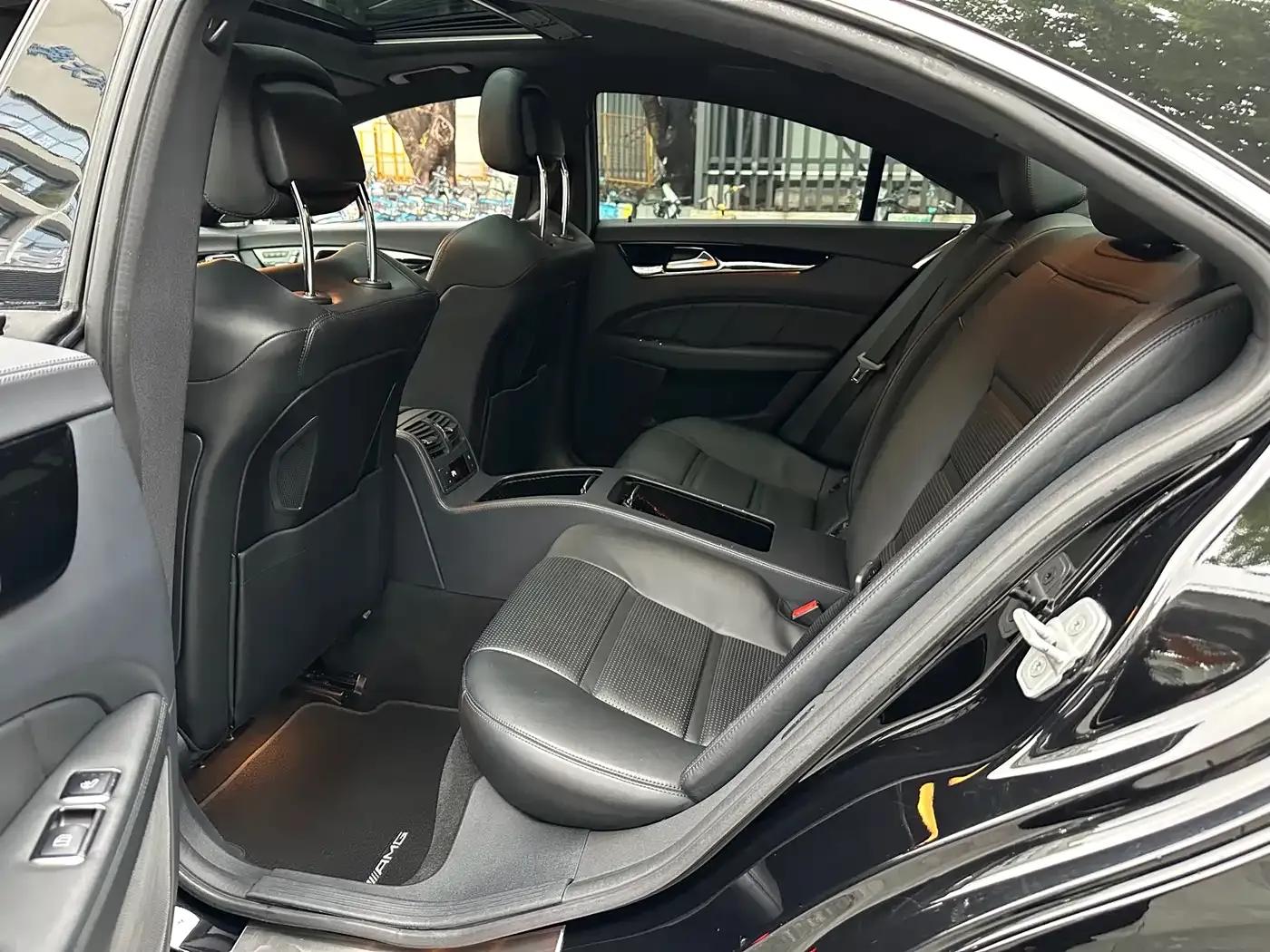 2015 Mercedes-Benz CLS AMG 63 4MATIC — миниатюра 10