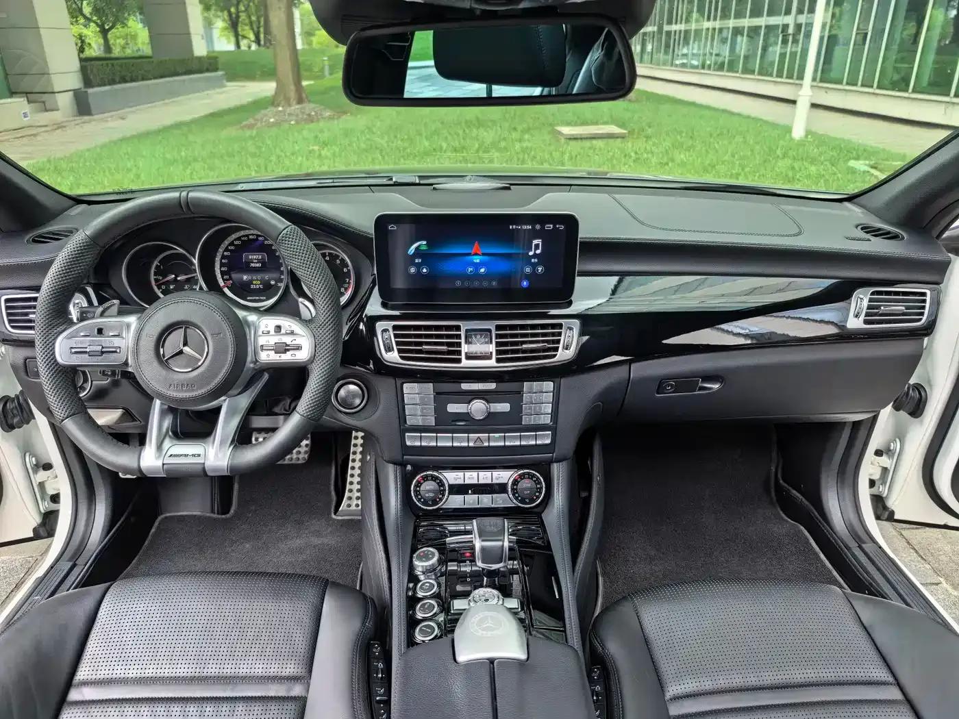 2015 Mercedes-Benz CLS AMG 63 4MATIC — миниатюра 11