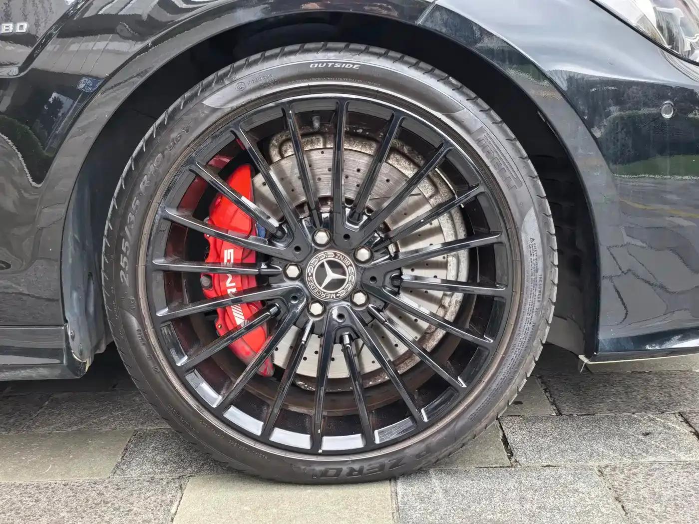 2015 Mercedes-Benz CLS AMG 63 4MATIC — миниатюра 4