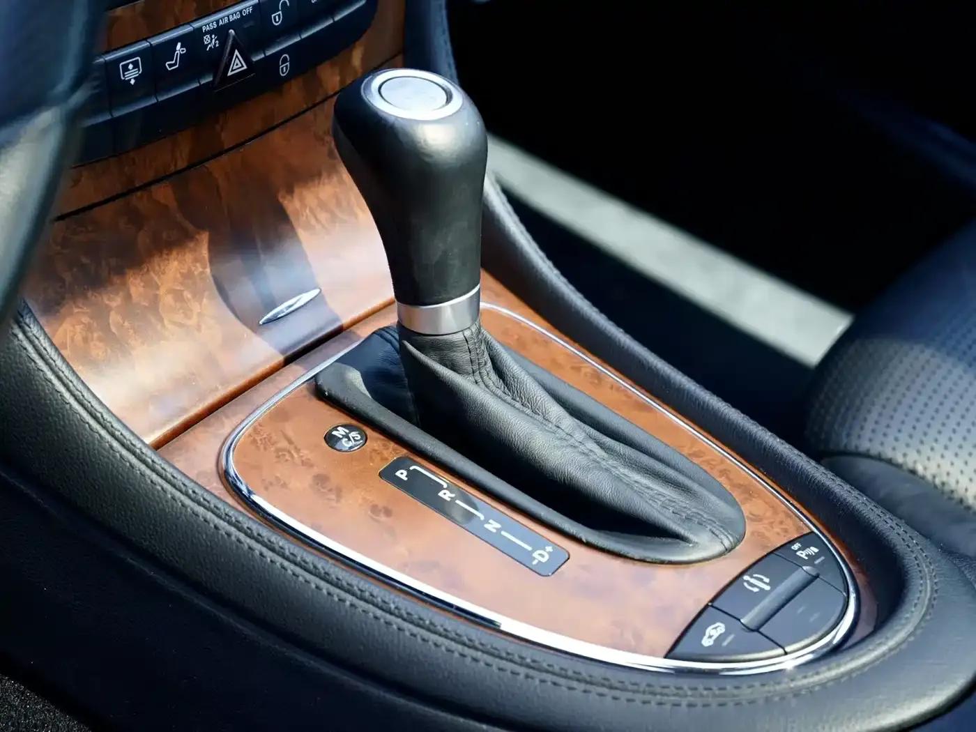 2008 Mercedes-Benz CLS AMG 63 — миниатюра 16