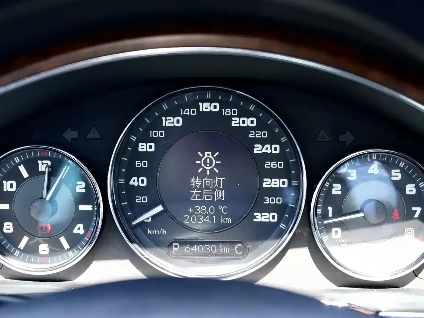 2008 Mercedes-Benz CLS AMG 63 — миниатюра 6