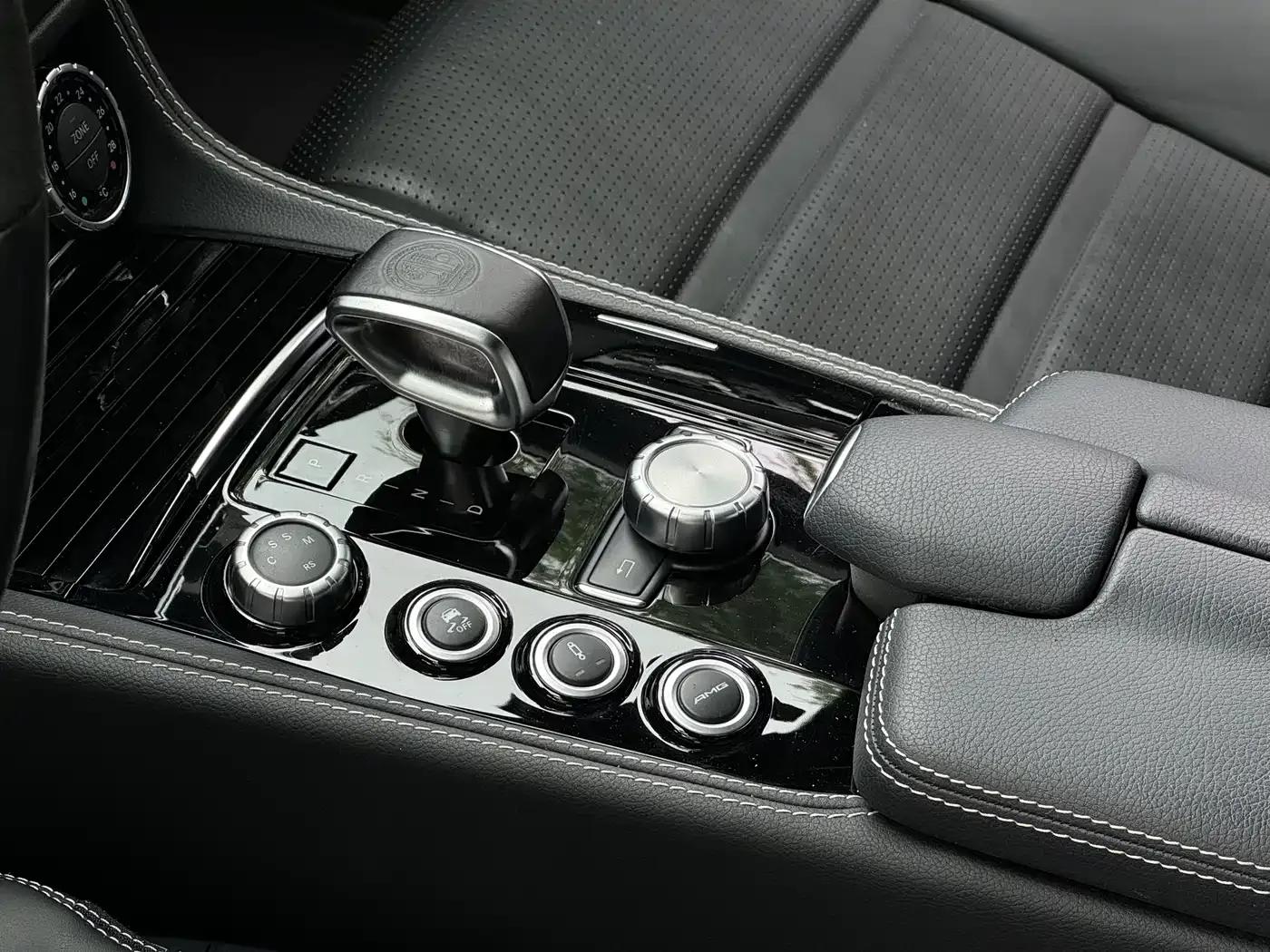 2015 Mercedes-Benz CLS AMG 63 S 4MATIC — миниатюра 22