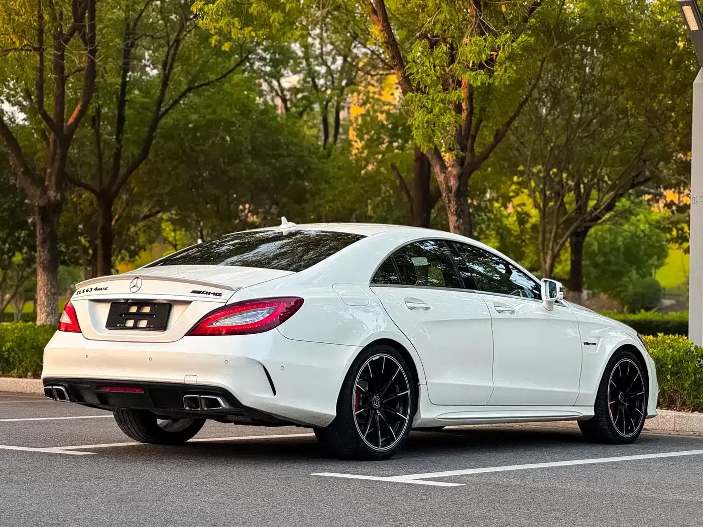 2015 Mercedes-Benz CLS AMG 63 4MATIC — миниатюра 4