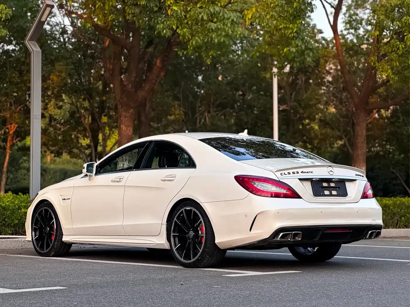 2015 Mercedes-Benz CLS AMG 63 4MATIC — миниатюра 5
