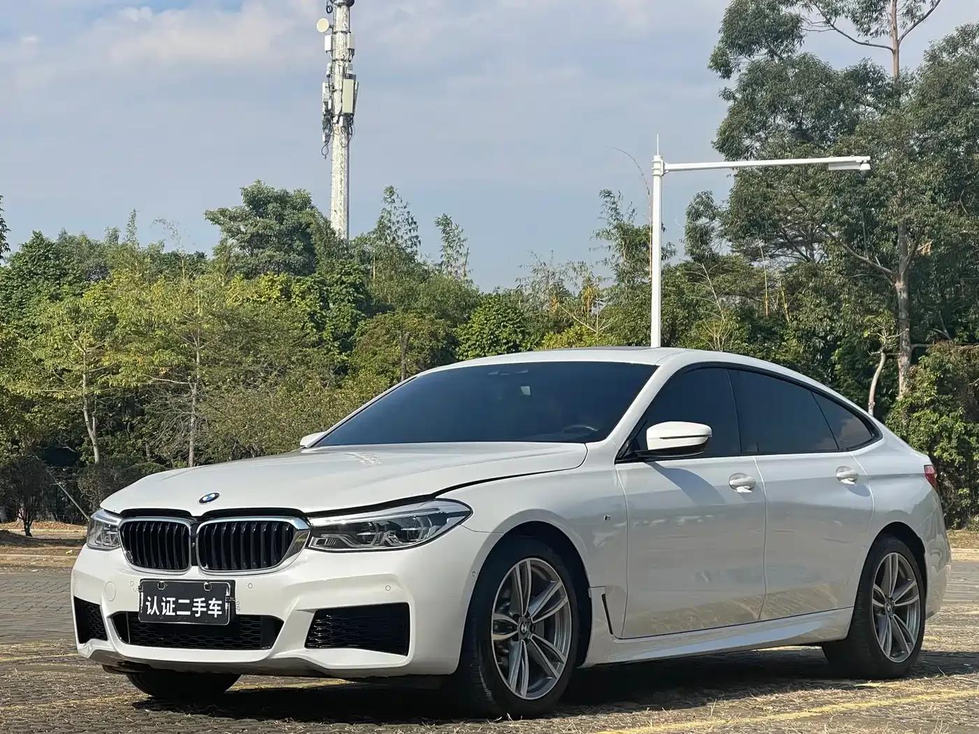 2020 BMW 6 Series GT 630i M Sport Package — миниатюра 1